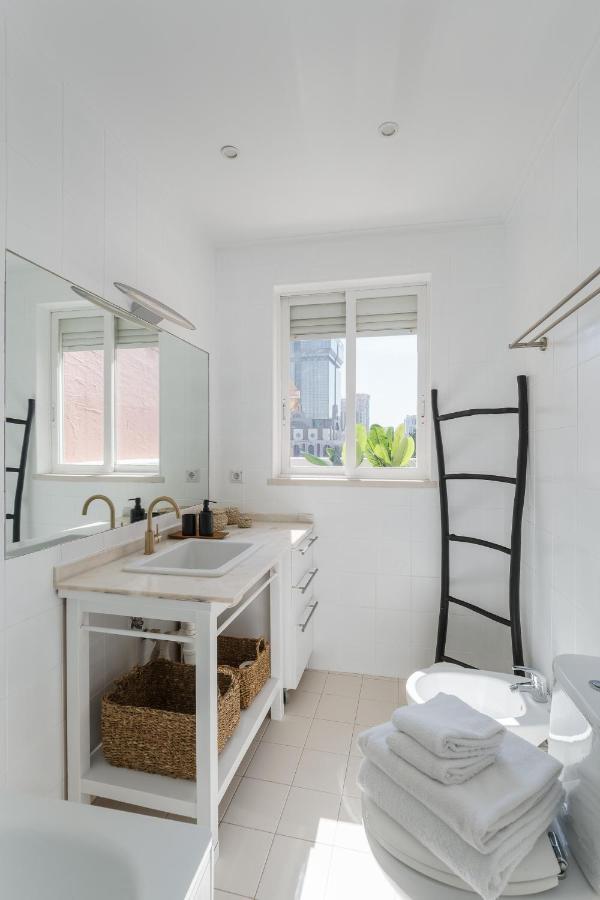 Casa Boma Lisboa - Lighting Apartment With Private Balcony - Campolide I Exteriér fotografie