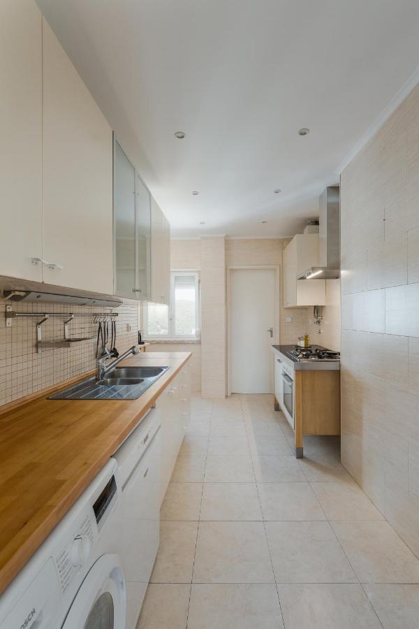 Casa Boma Lisboa - Lighting Apartment With Private Balcony - Campolide I Exteriér fotografie